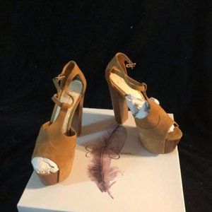 Jessica Simpson Honey Brown Lux Kid Suede Size 6